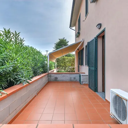 Apartment 3b